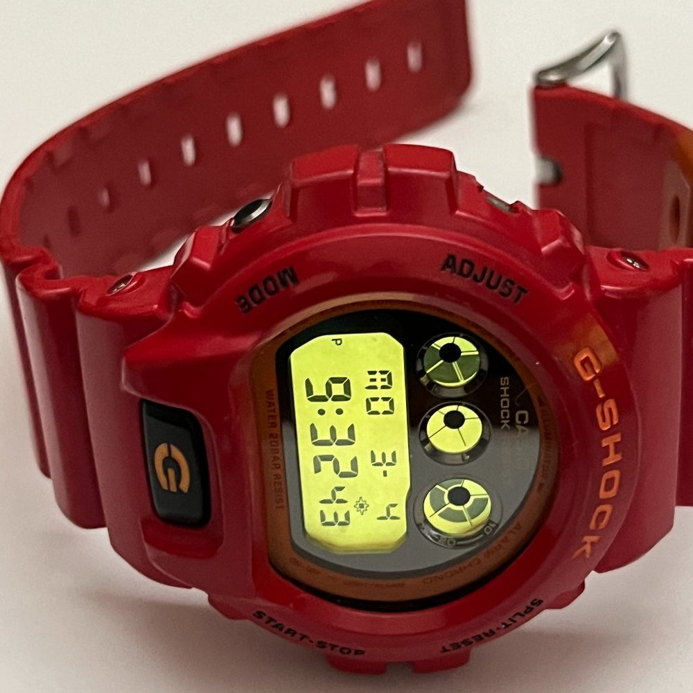 Men's Vintage 90's DIGITAL Watch CASIO "G-Shock" (1289) DW-6900CB. Alarm. Chrono